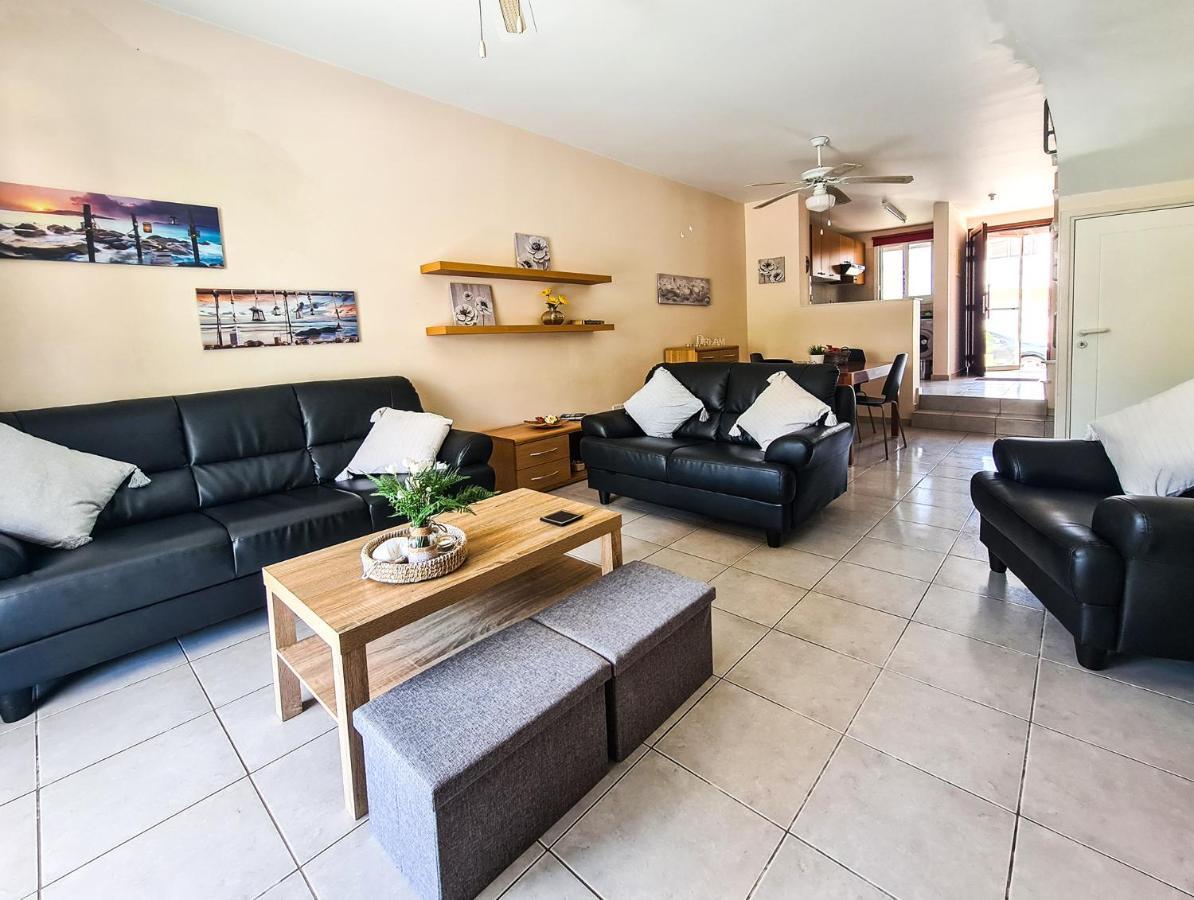 Serena Townhouse Peyia Exterior foto