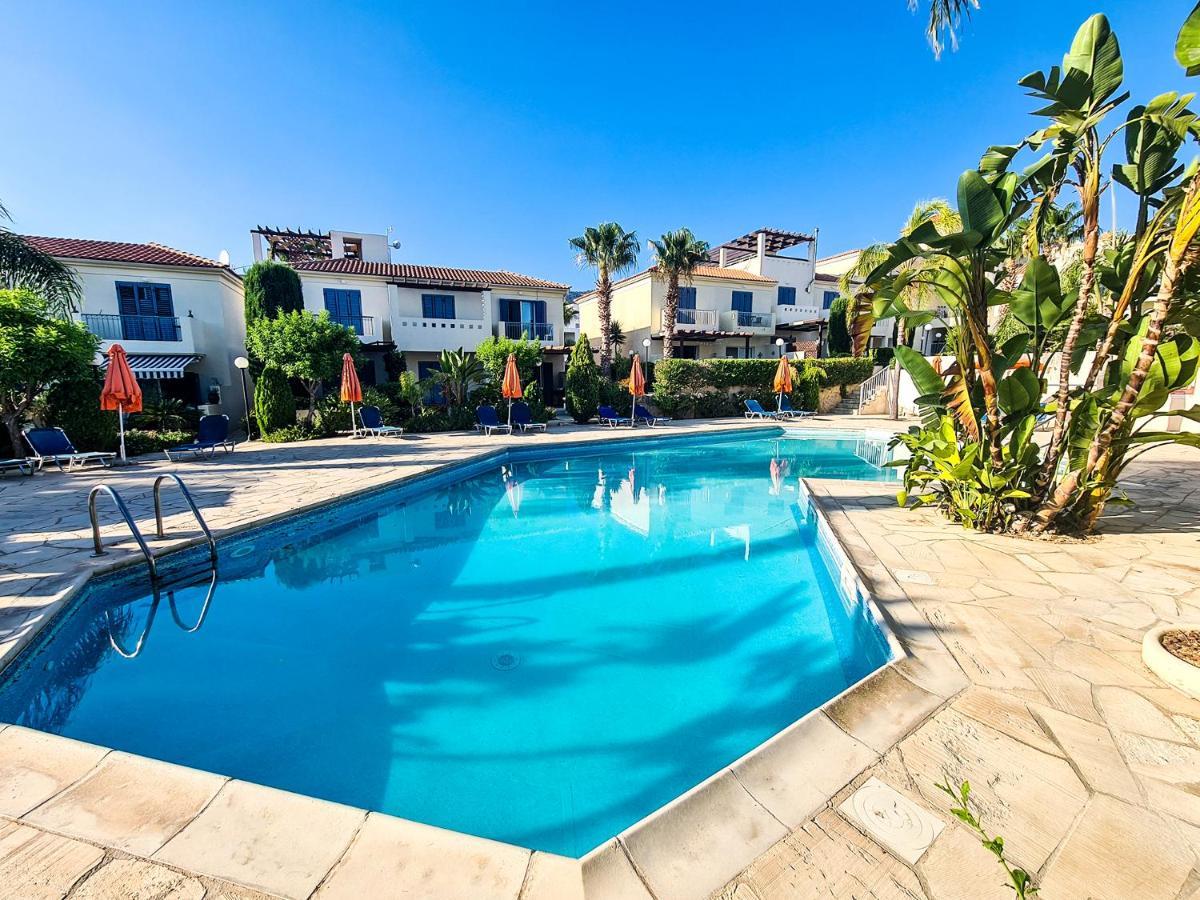 Serena Townhouse Peyia Exterior foto